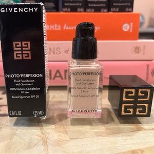 Givenchy #4 Photo'Perfexion